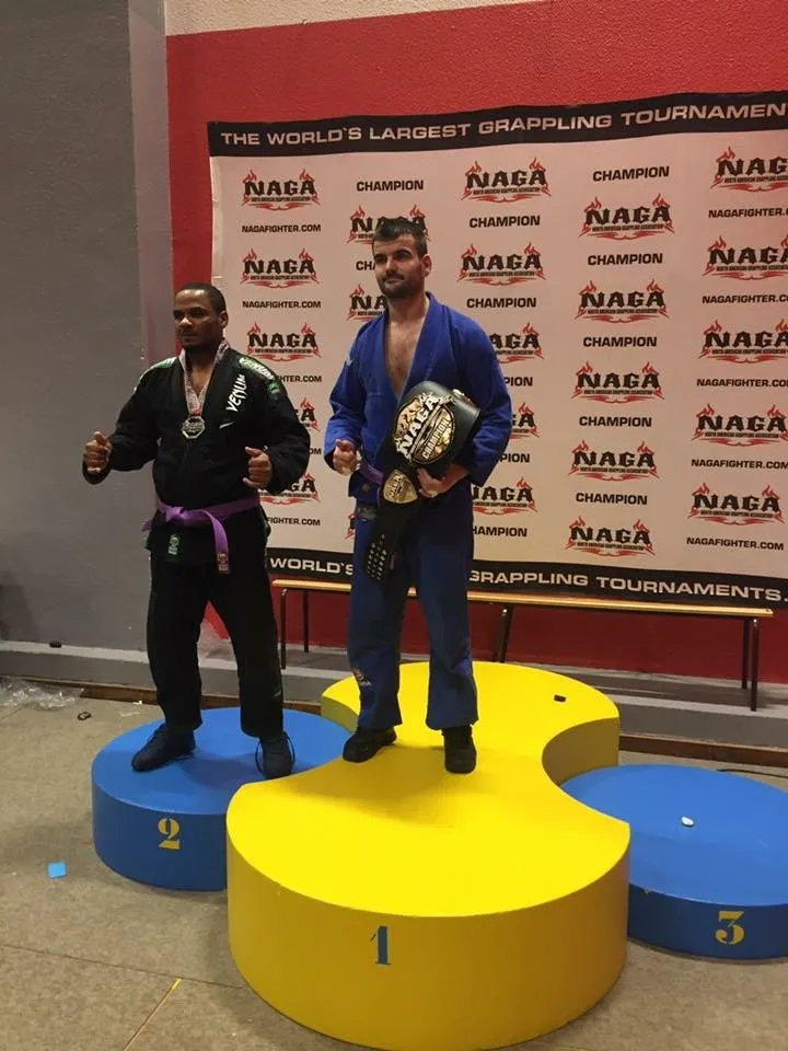 Rémi sur le podium : 1er, NAGA Europe, −94 kg